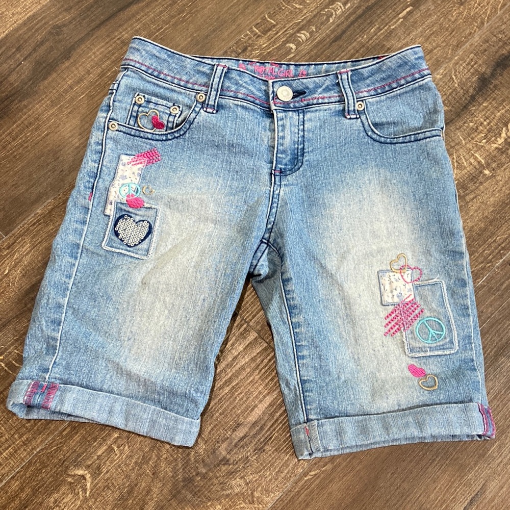 Total Girl Patch Detail Jean Shorts